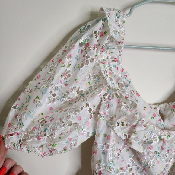 For Love & Lemons Magnolia Floral Lasercut Puff Sleeve Mini Dress Large Feminine - Picture 9 of 16